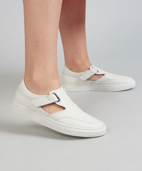 Tenis Couro Velcro Ilhoses - Branco