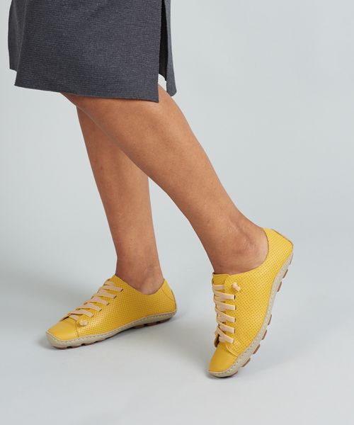 Tenis Perfuros Bicolor - Amarelo Polen