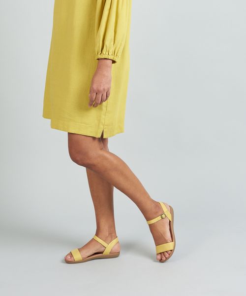 Rasteira Couro Comfort - Amarelo Polen