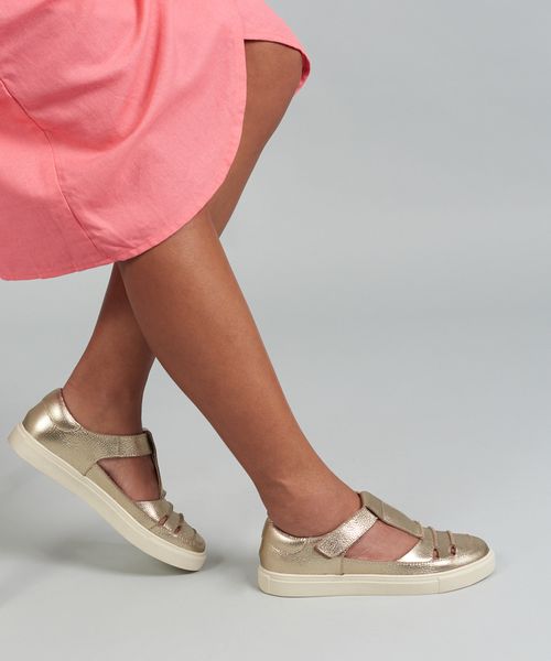 Tenis Aberto Recortes - Prata Velho