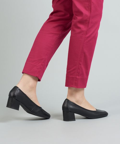 Scarpin Couro Debrum - Preto