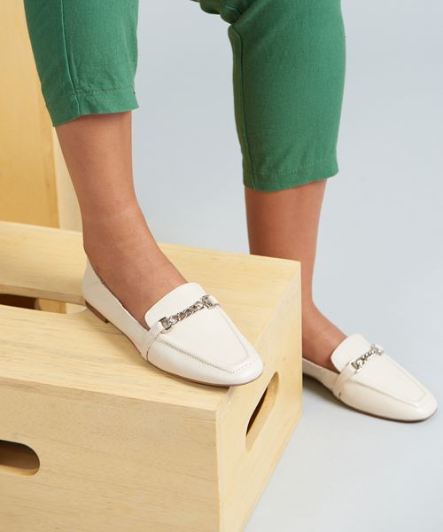 Mocassim Couro Elos Metal - Offwhite