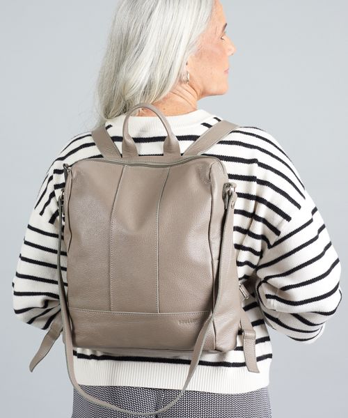 Mochila Aquarela - Cinza