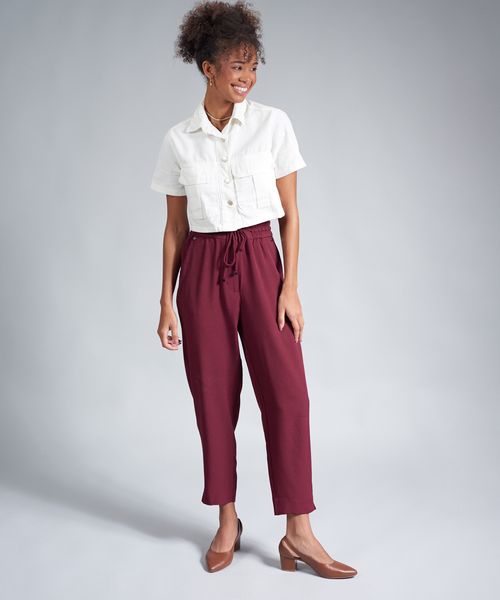 Scarpin Bico Fino Couro Vazado - Terra